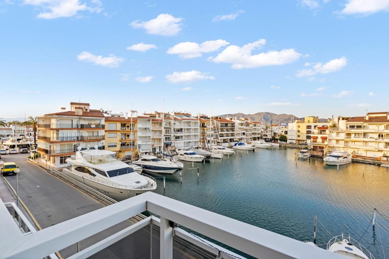Welcs Apartamento 055 Emp Con Terraza Y Vistas Al Canal Эмпуриабрава Экстерьер фото